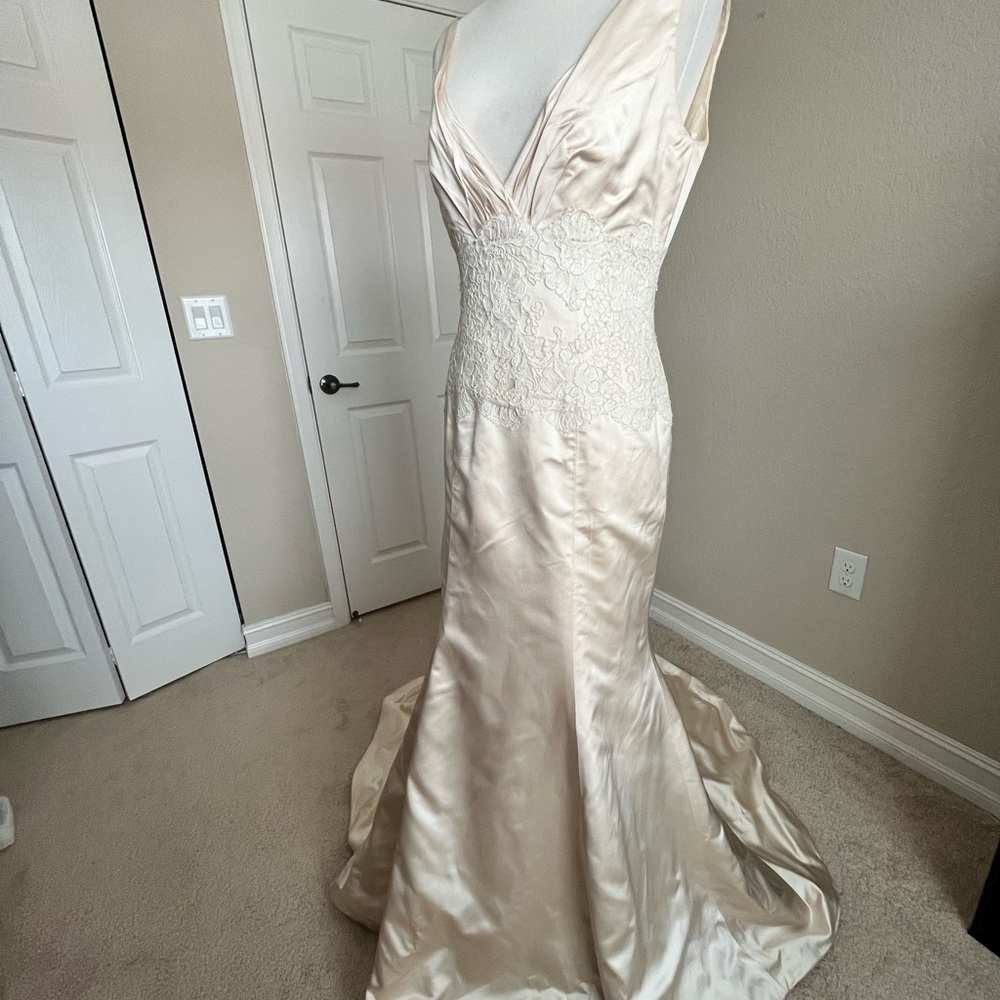 JM HJELM  Ivory Wedding Dress size 12